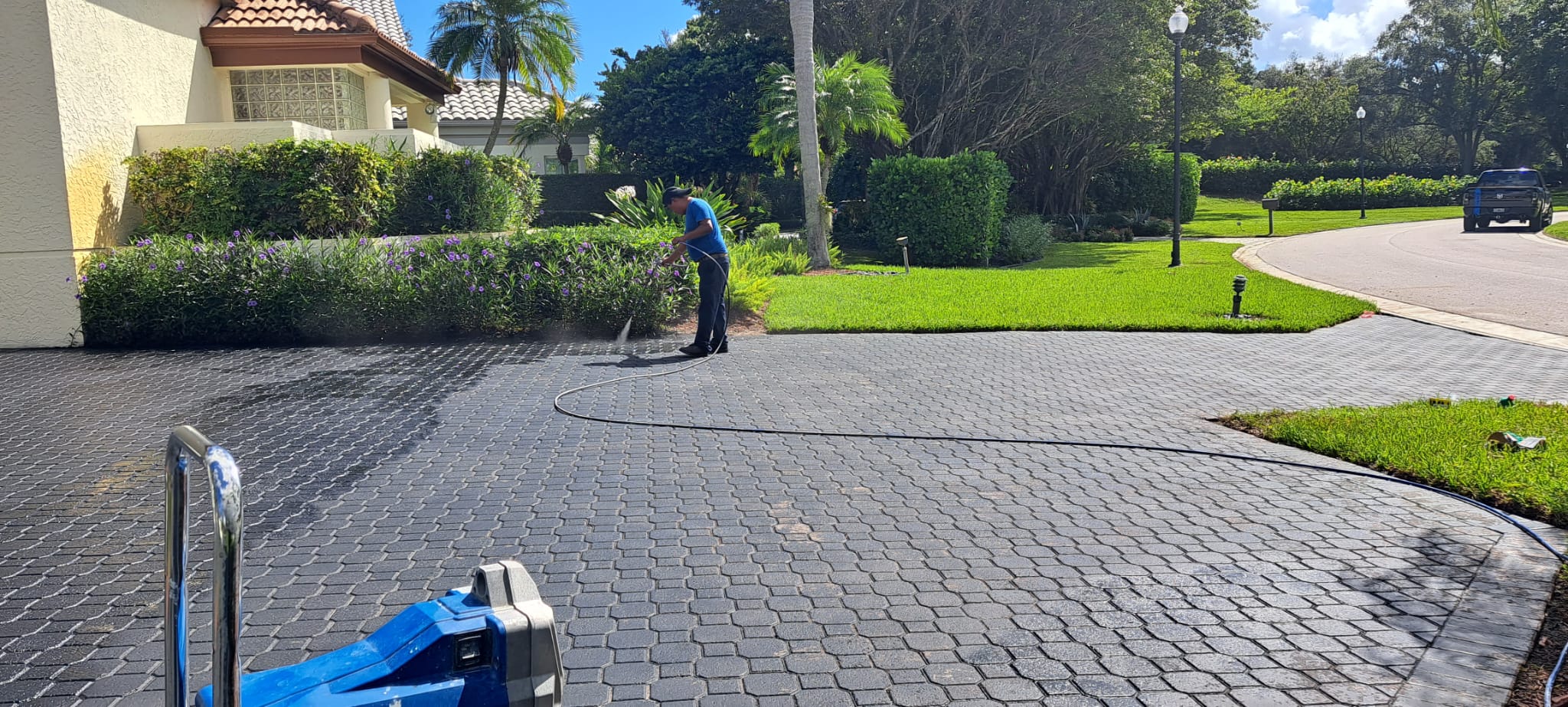 3ac193ca-a2a1-4c94-ae01-d1fbcfae8cc4